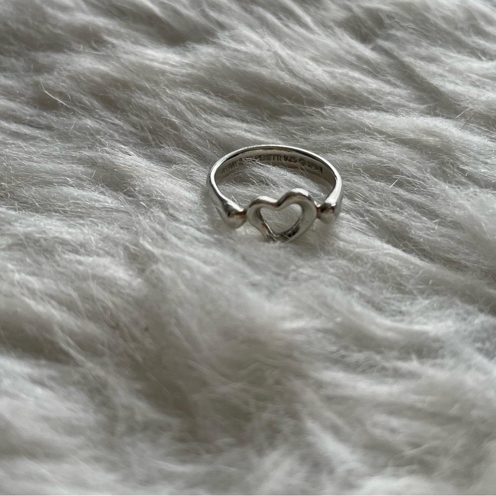 Tiffany and Co. Open Heart Ring Size 4 - Picture 12 of 14